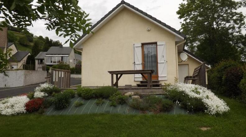 Cantal Gite Au Pied Du Griou Super Lioran Saint-Jacques-des-Blats Eksteriør billede